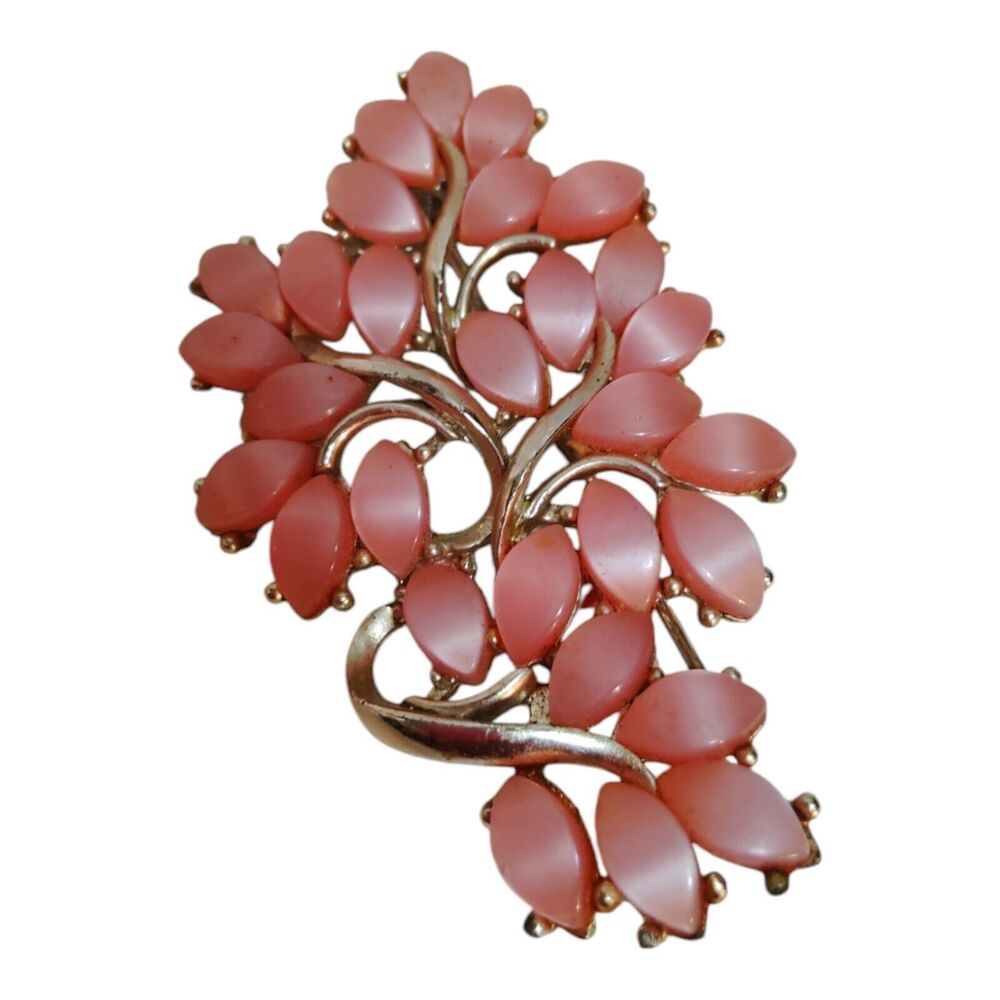 Beautiful Pink Moonglow Thermoset Vintage 50's Deco Flower Brooch